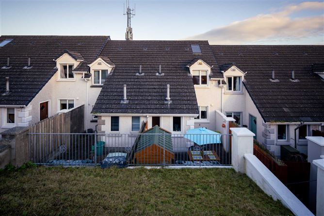 4 Premon Heights, Carlingford, County Louth