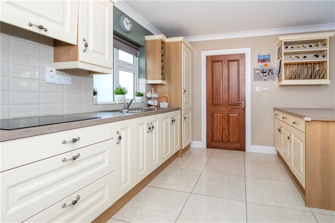 3 Woodville, Loughrea, Co. Galway