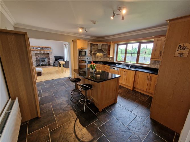 Lissane, Clarecastle, Ennis, Co. Clare