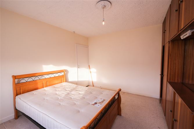  18 Saint Patrick's Road, Greenhills, Dublin 12