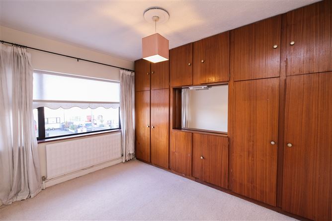  18 Saint Patrick's Road, Greenhills, Dublin 12