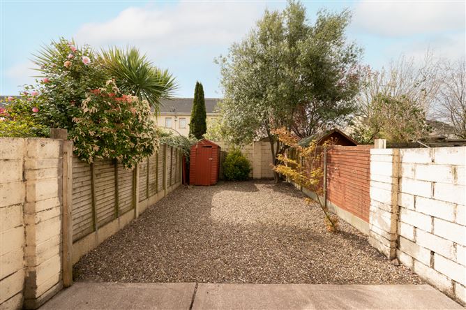 68 Clonlea, Mount Oval, Rochestown, Cork