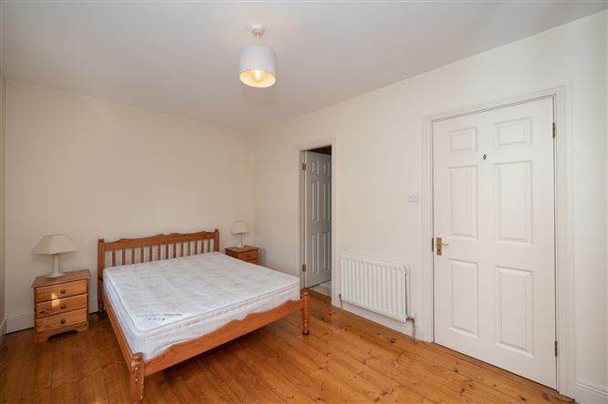 68 Clonlea, Mount Oval, Rochestown, Cork