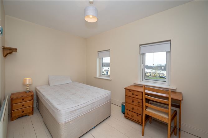 68 Clonlea, Mount Oval, Rochestown, Cork