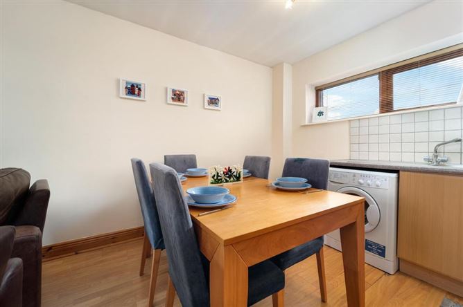 19E Fernleigh Dale, Castleknock, Dublin 15