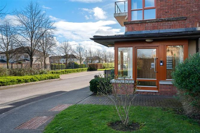 19E Fernleigh Dale, Castleknock, Dublin 15