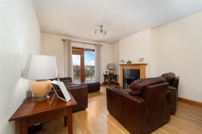 19E Fernleigh Dale, Castleknock, Dublin 15