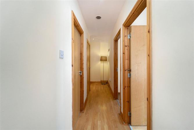 19E Fernleigh Dale, Castleknock, Dublin 15