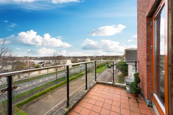19E Fernleigh Dale, Castleknock, Dublin 15