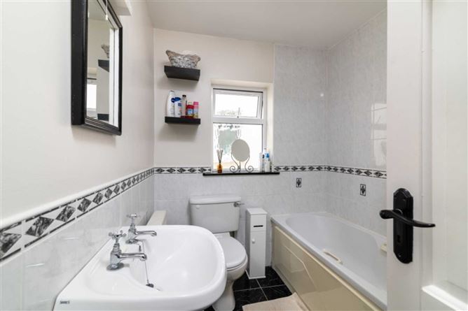 13 The Paddock, Athleague, County Roscommon