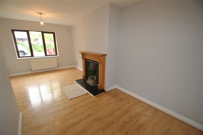 7 Castle Court, Shinrone, Birr, Co. Offaly