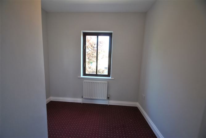 7 Castle Court, Shinrone, Birr, Co. Offaly