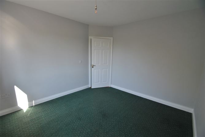 7 Castle Court, Shinrone, Birr, Co. Offaly