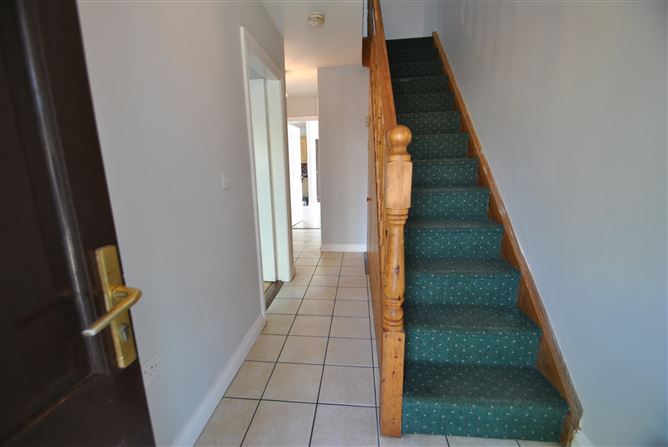 7 Castle Court, Shinrone, Birr, Co. Offaly