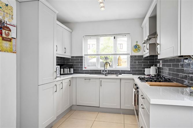 Photo 11 of 34 — 13 Ballyowen Grove, Lucan, Co. Dublin