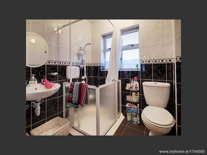 34 Greenfort Drive, Clondalkin,  Dublin 22