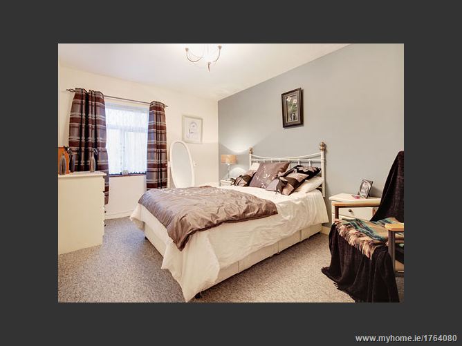 34 Greenfort Drive, Clondalkin,  Dublin 22