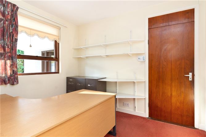 Crescent View, Leixlip Road, Lucan, Co. Dublin