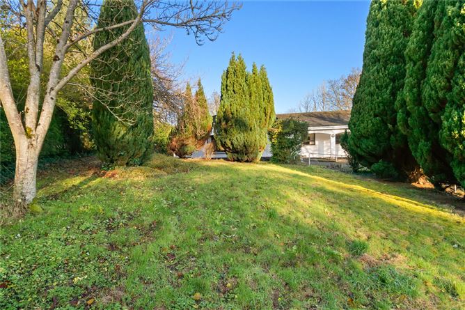 Crescent View, Leixlip Road, Lucan, Co. Dublin