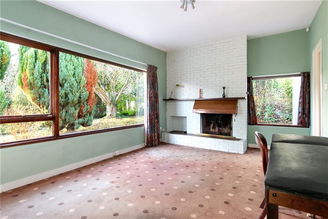 Crescent View, Leixlip Road, Lucan, Co. Dublin