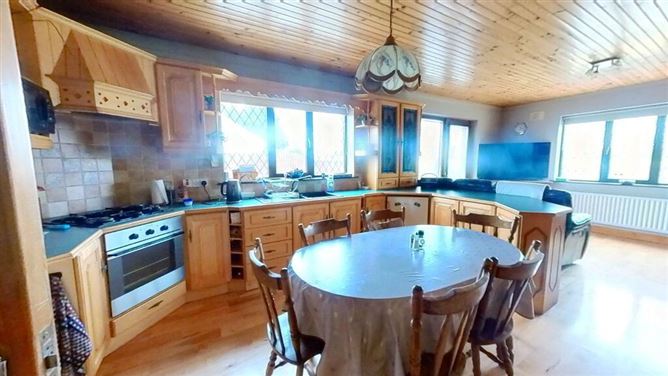 Cloonshanville, Frenchpark, Castlerea, Roscommon