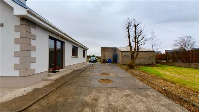 Cloonshanville, Frenchpark, Castlerea, Roscommon