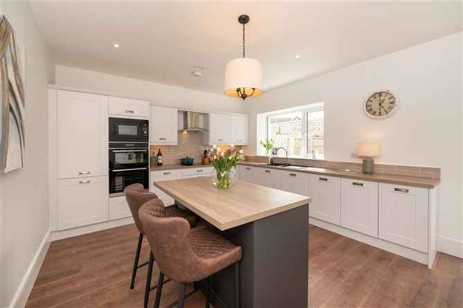 77 Clonlara, Kerry Pike, Co. Cork