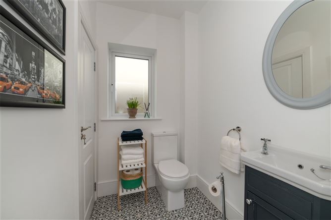 77 Clonlara, Kerry Pike, Co. Cork