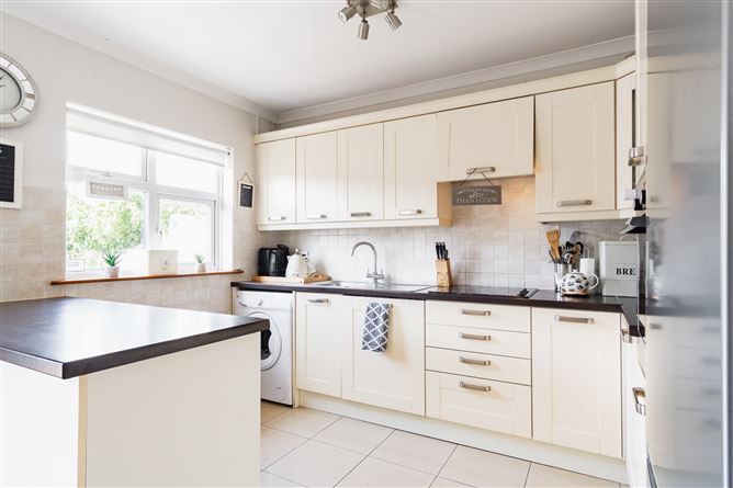16 Mount Drinan Avenue, Kinsealy, Swords, Dublin