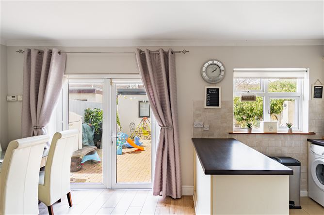 16 Mount Drinan Avenue, Kinsealy, Swords, Dublin