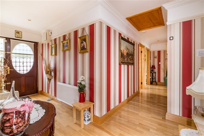 6 Curragh Hill, Ballinagar, Tullamore, Co. Offaly