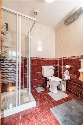 6 Curragh Hill, Ballinagar, Tullamore, Co. Offaly