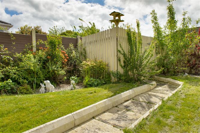 6 Curragh Hill, Ballinagar, Tullamore, Co. Offaly