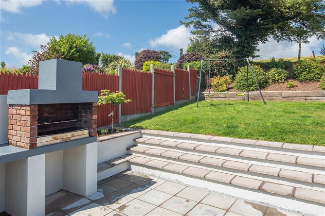 38 Woodview Lawn, Saleen , Midleton, Cork
