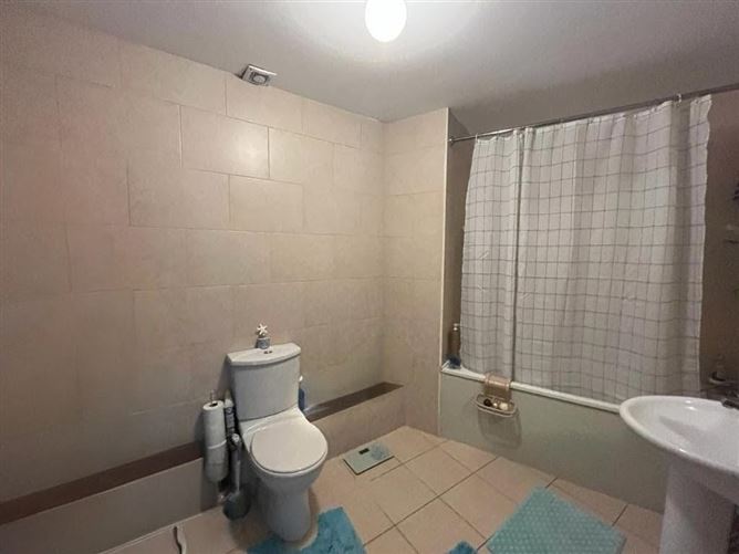 12 Block A, The Courtyard Apartments, Summerhill Terrace, Waterford City, Waterford