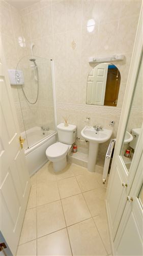 148 Dun Na Carraige, Blackrock, Salthill, Galway