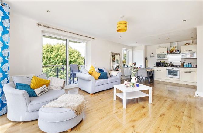 8 Juliet Square, St. Edmunds Park, Lucan, Dublin