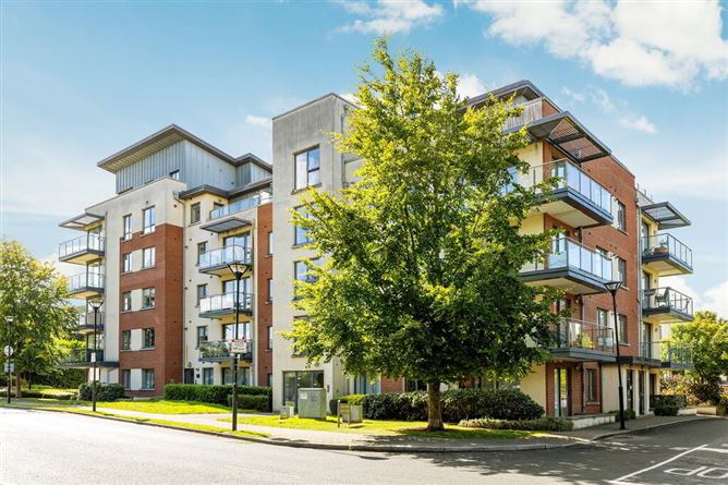 8 Juliet Square, St. Edmunds Park, Lucan, Dublin