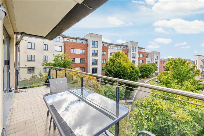 8 Juliet Square, St. Edmunds Park, Lucan, Dublin