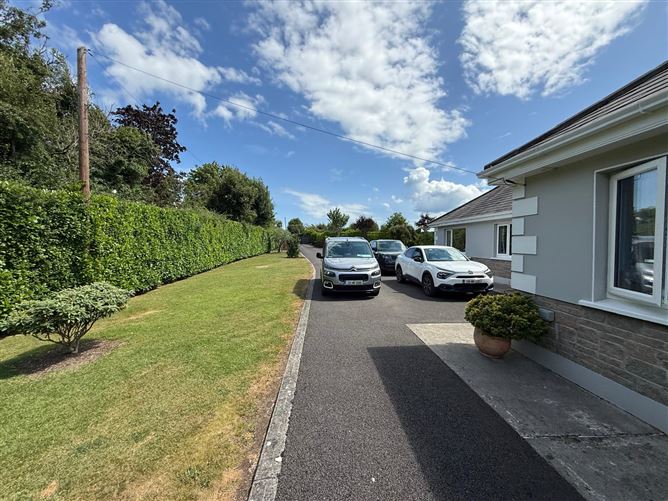 Kaikoura, Smithstown, Julianstown, Meath