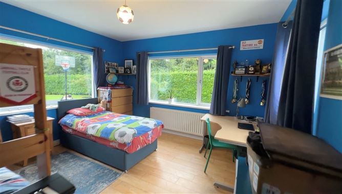 Kaikoura, Smithstown, Julianstown, Meath