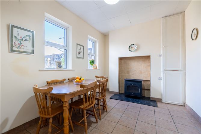 8 Emmet St, Tipperary Town, Co.Tipperary