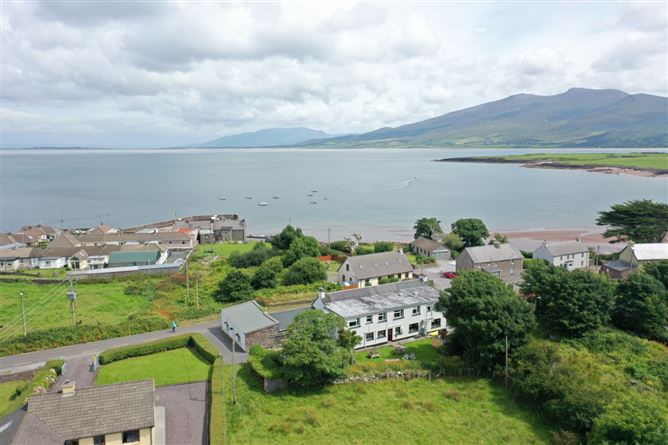 'Mullallys' Bar & Restaurant, Brandon, Tralee, Kerry