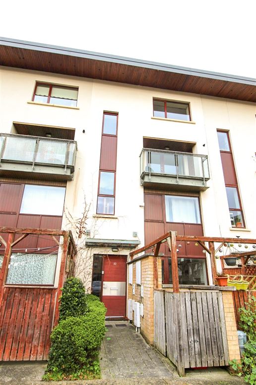 32 Castlegate Copse, Adamstown, Lucan, Co. Dublin