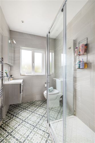 68 Mountain View, Crinken Glen, Shankill, Dublin 18