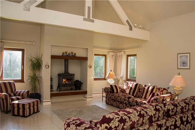 Photo 15 of 39 — 1 Cahir Lodges, Cahir West, Kenmare, Co. Kerry