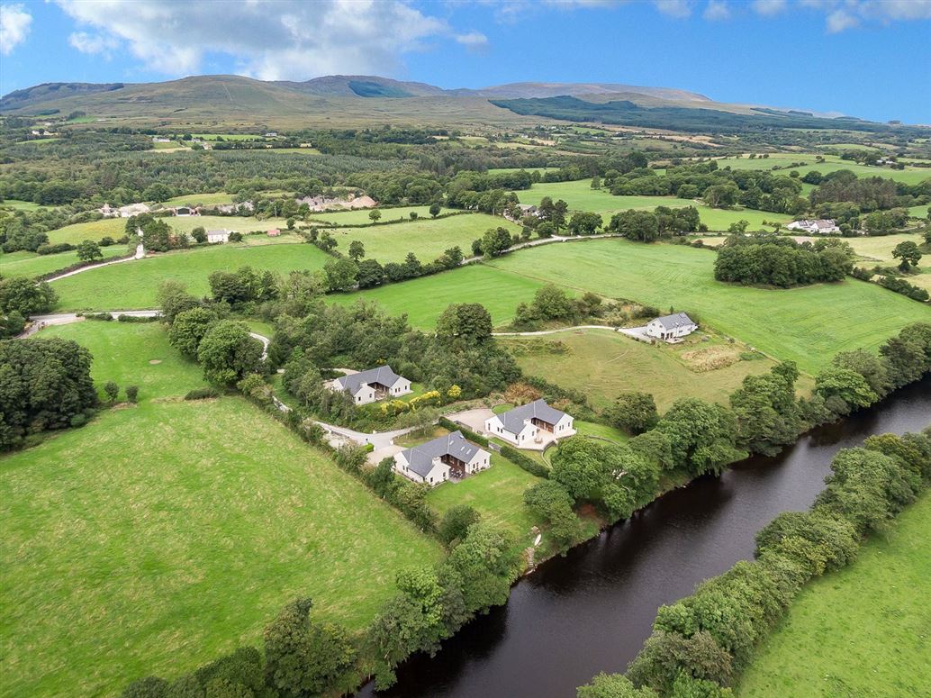 1 Cahir Lodges, Cahir West, Kenmare, Co. Kerry, V93 W088