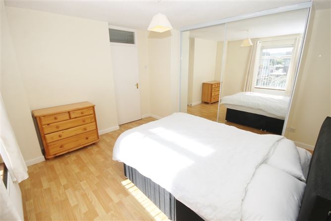 15 Tymonville Lawn, Tallaght, Dublin 24