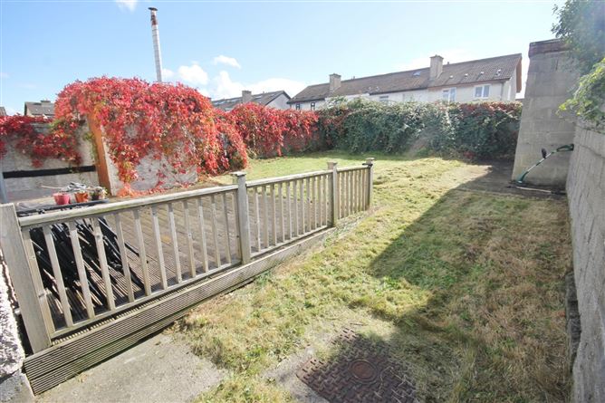 15 Tymonville Lawn, Tallaght, Dublin 24