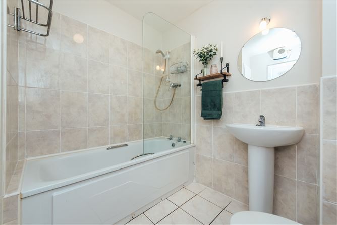 36 Claregate Court, Kildare Town, Kildare
